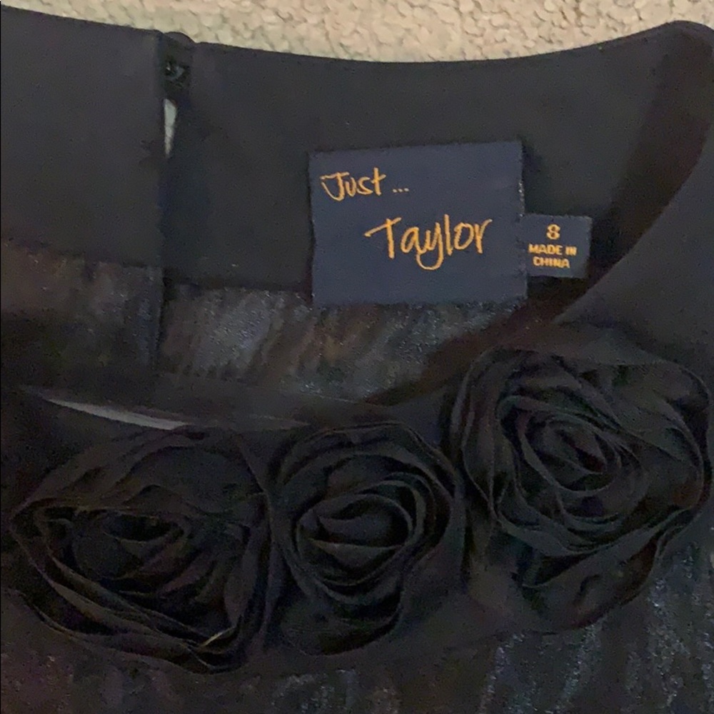 Black cocktail dress - Picture 5 of 6
